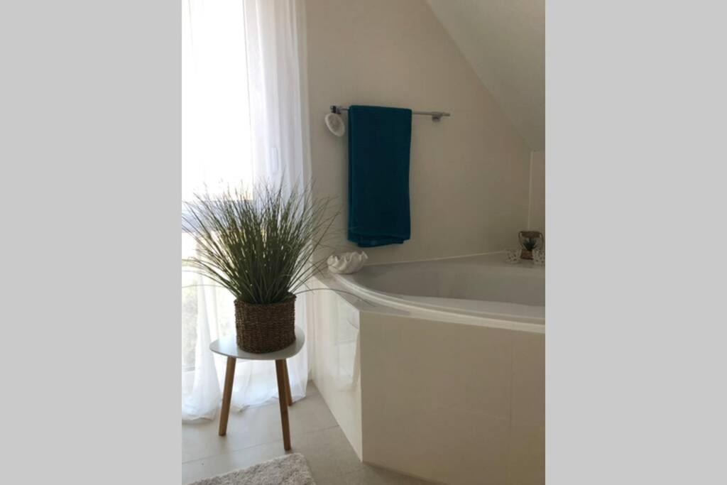 Usedom Town Leaf&Stay Ferienhaus Auf Usedom Mit Optionaler Wallbox מראה חיצוני תמונה