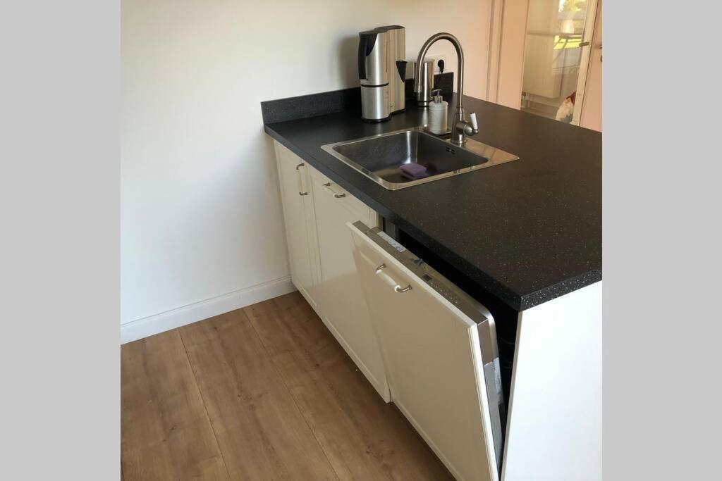 Usedom Town Leaf&Stay Ferienhaus Auf Usedom Mit Optionaler Wallbox מראה חיצוני תמונה