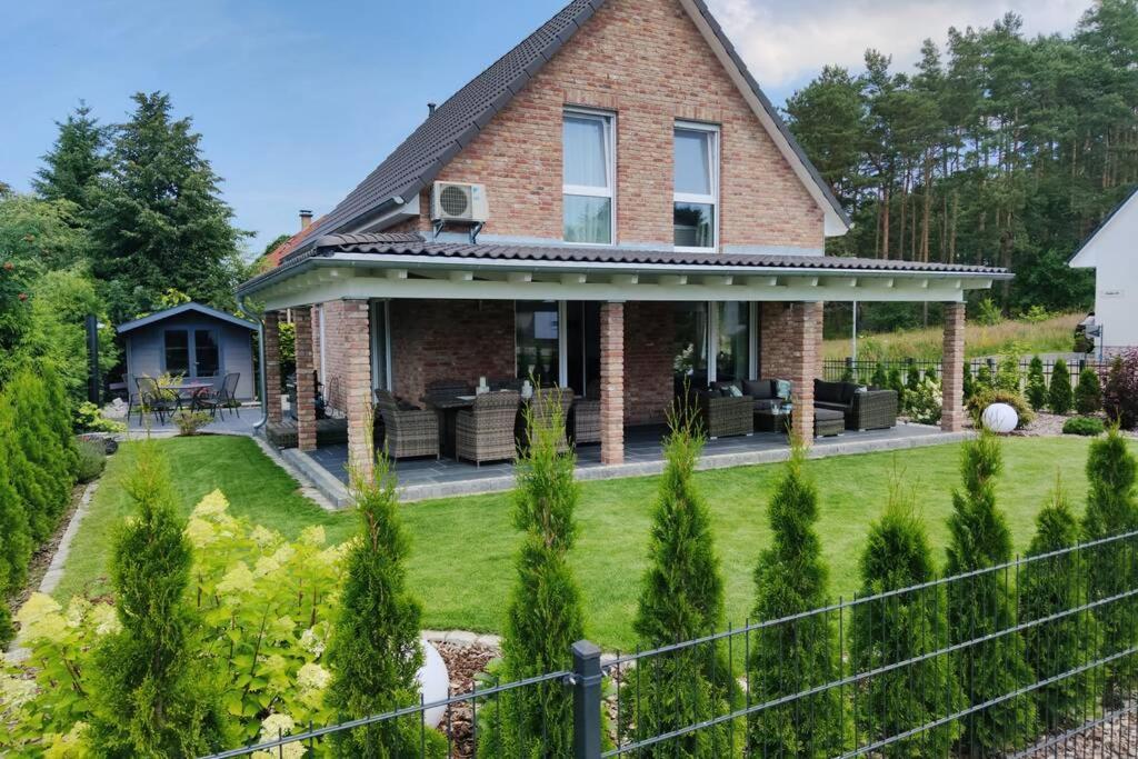 Usedom Town Leaf&Stay Ferienhaus Auf Usedom Mit Optionaler Wallbox מראה חיצוני תמונה